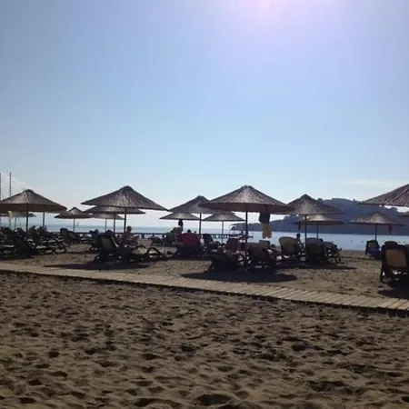 Deniz Otels Couette-café *